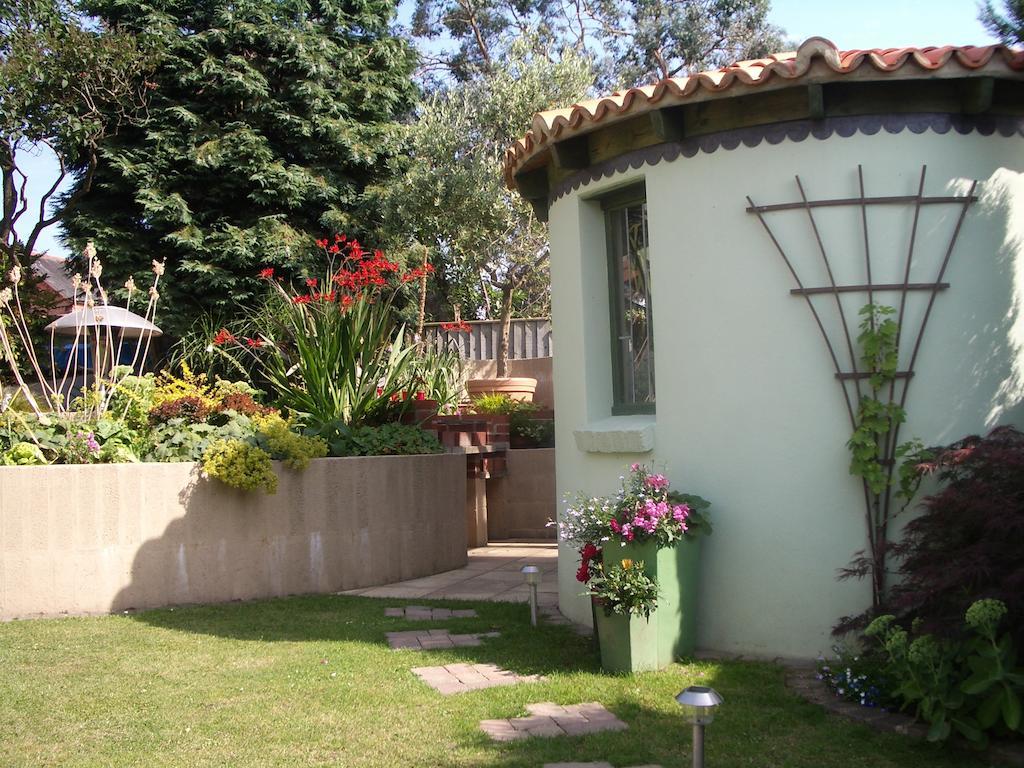 Weston Cottage Poole Exteriör bild